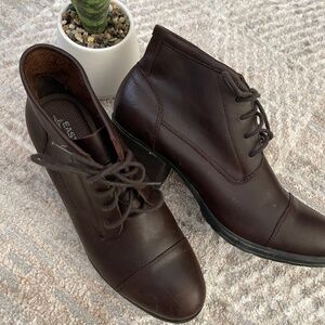 (Women) Eastland Women's Alexa Ankle Bootie